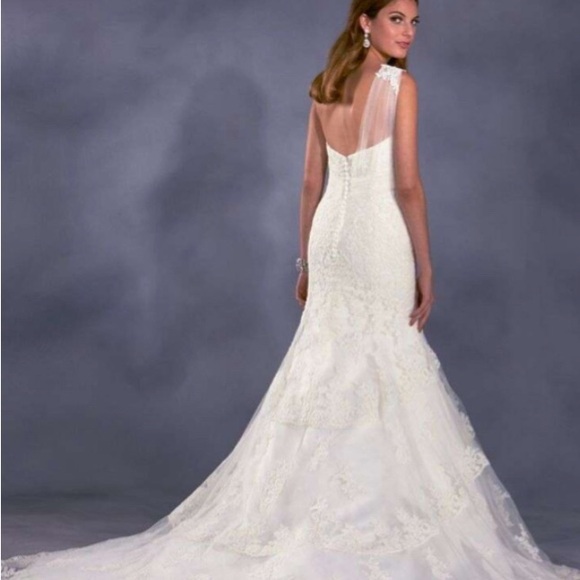 Alfred Angelo Style 277 Pocahontas Disney Fairytale Weddings - Picture 7 of 8